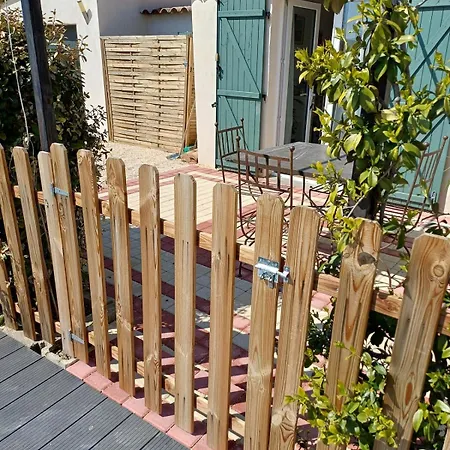 Ferienhaus La Dependance Saint-Gilles (Gard)