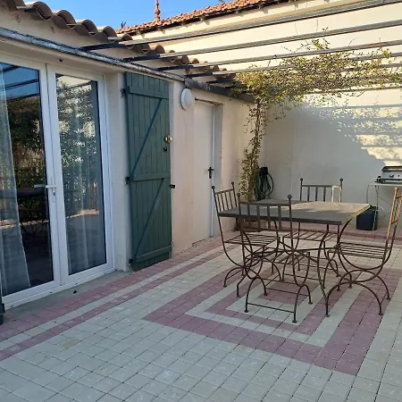 La Dependance Saint-Gilles (Gard)
